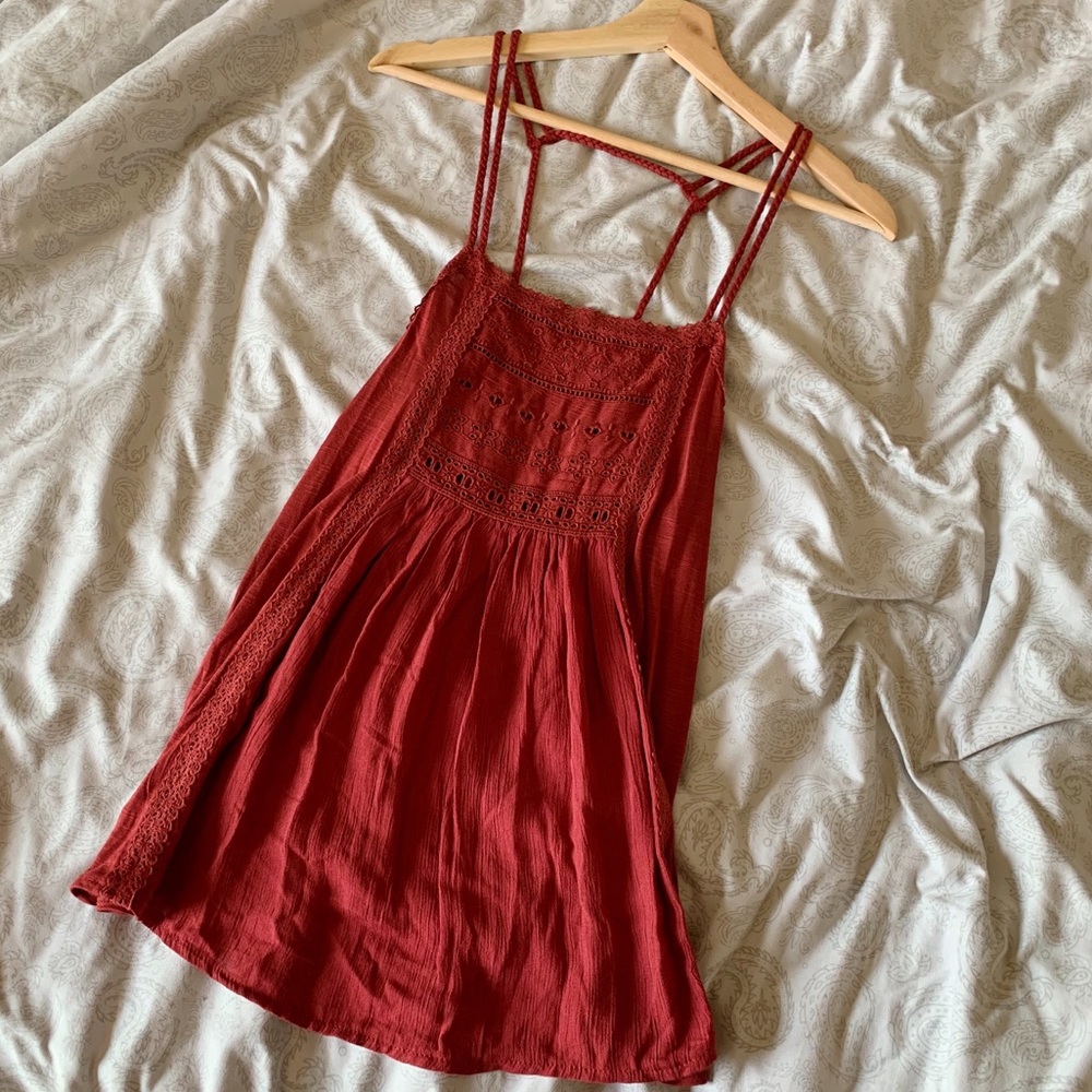 American Eagle red tank